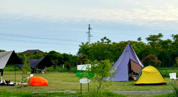 溪涧原野露营路亚基地