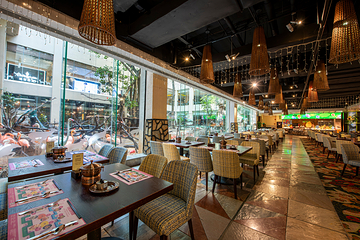 长隆酒店(广州长隆野生动物世界店)·白虎自助餐厅第 1 张图片