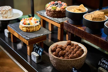 上海阿纳迪酒店·秘境西餐厅第 17 张图片