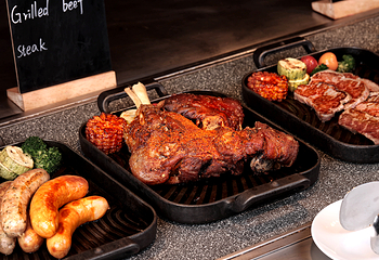 重庆富力凯悦酒店·Market Café 自助餐厅第 38 张图片