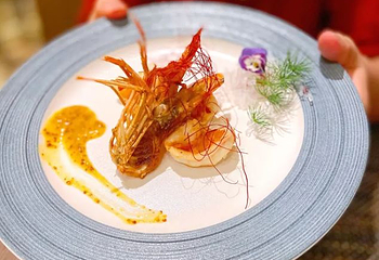 田舍家INAKAYA·云端铁板怀石料理(平安金融中心店)第 3 张图片