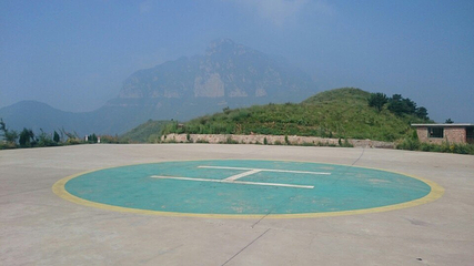 轿顶山国际滑翔基地第 5 张图片