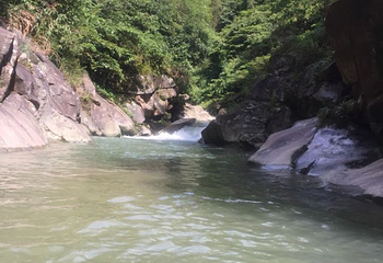 万龙峡漂流第 7 张图片