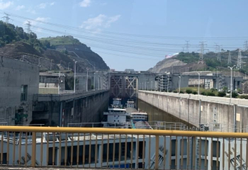 西陵峡观光游船(峡口山庄码头)第 18 张图片