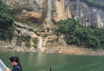 清江闯滩第 19 张图片