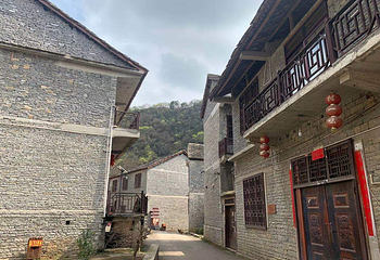 高荡千年布依古寨文化旅游景区第 22 张图片