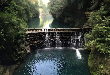 鹤峰屏山旅游景区第 15 张图片