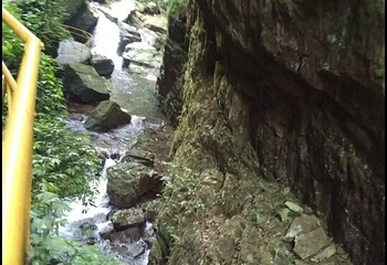 百崖大峡谷第 24 张图片
