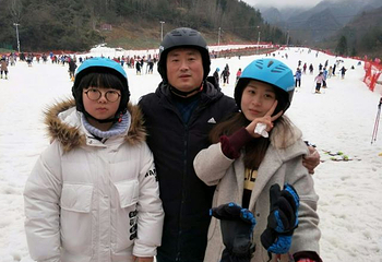 武当国际滑雪场第 18 张图片