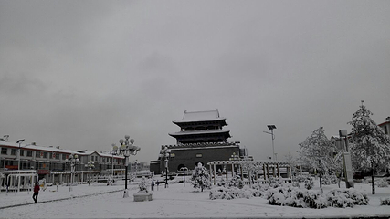 平鲁烈士陵园第 2 张图片