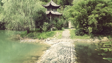 安吉余村荷花山峡谷漂流第 31 张图片