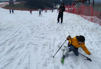 玉舍雪山滑雪场第 26 张图片