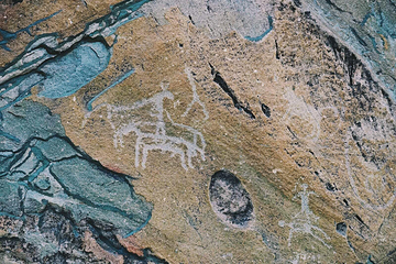 贺兰山岩画第 46 张图片