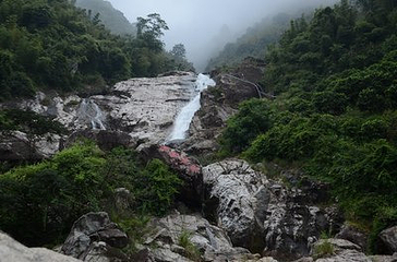 南山瀑布第 7 张图片