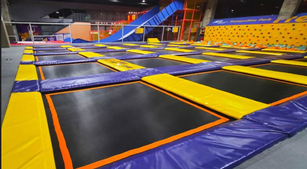温州AP爱蹦跶口袋屋蹦床主题乐园