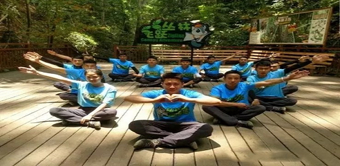 西双版纳原始森林公园丛林飞跃第 3 张图片