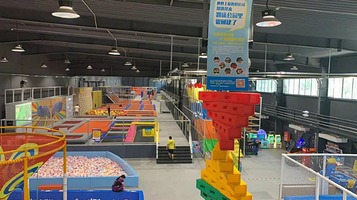 极限空间蹦床主题公园(房山旗舰店)