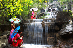 九顶塔中华民俗欢乐园