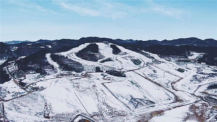 巴东绿葱坡滑雪场第 13 张图片