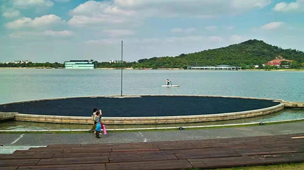 月湖雕塑公园第 10 张图片