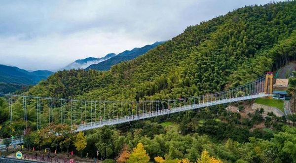 北山村云端天桥