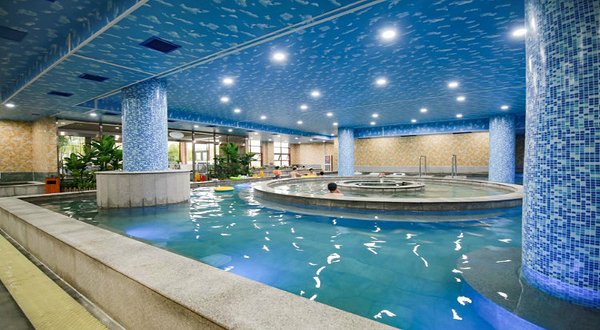 蓝调庄园香薰汤泉