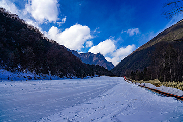 孟屯河谷滑雪场第 3 张图片