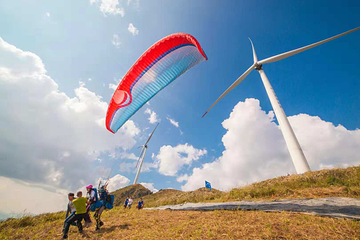 赣州盘古山滑翔伞飞行基地第 3 张图片