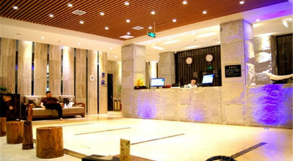 青水瓦台汤泉(新华店)