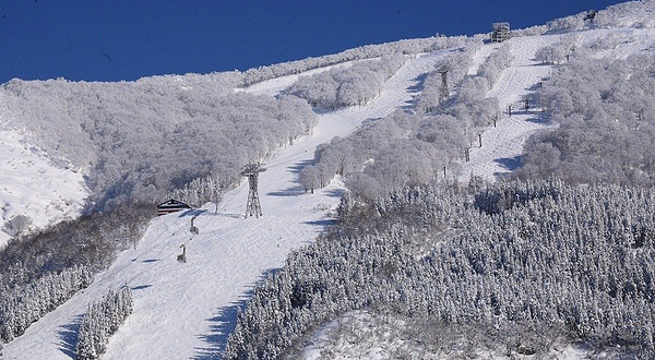 六日町八海山滑雪场