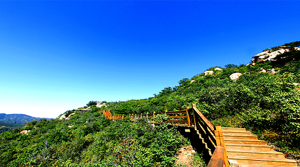 辽宁北票大黑山旅游景区第 7 张图片