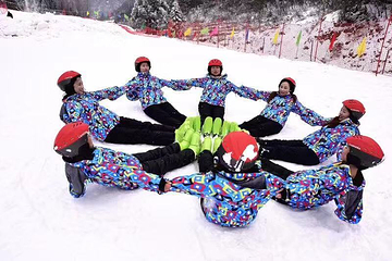 武当国际滑雪场第 23 张图片