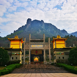 马仁奇峰风景区