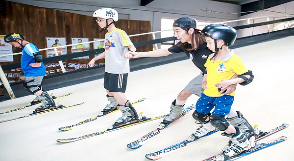 雪乐山室内滑雪(陆家嘴中心天津店)