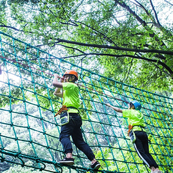 衢州大荫山丛林飞越探险乐园