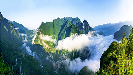 巴山大峡谷第 1 张图片