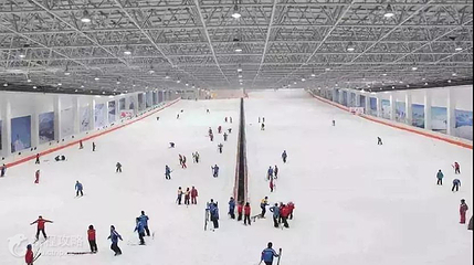 扬州邵伯湖室内滑雪场第 6 张图片