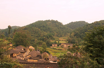 香炉山苗寨第 6 张图片