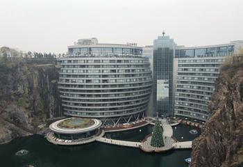 深坑秘境乐园-上海世茂精灵之城主题乐园第 34 张图片