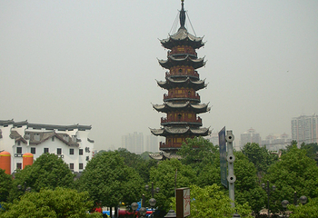 龙华寺第 26 张图片