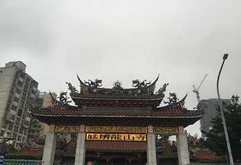 龙山寺第 21 张图片