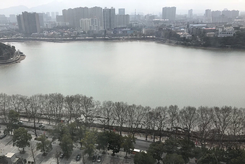 南湖公园第 2 张图片