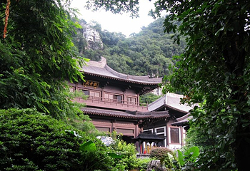 桂林栖霞寺第 10 张图片