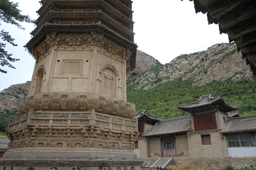 觉山寺第 7 张图片