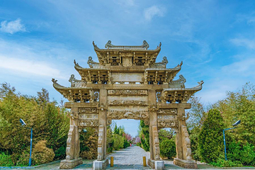 戚氏牌坊第 2 张图片