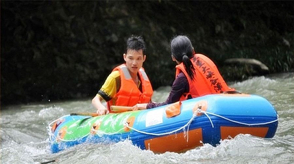 上堡大峡谷漂流第 1 张图片