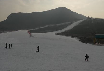 玉龙湾滑雪场第 16 张图片