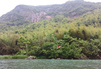九鲤溪峡谷竹筏漂流第 17 张图片