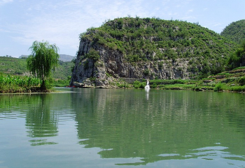 关山峡谷漂流第 4 张图片