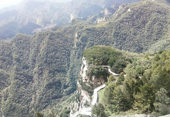 五岳寨风景区第 24 张图片
